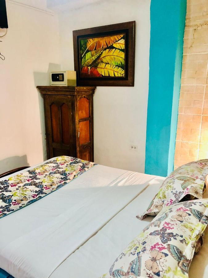 Antigua Calle Almudena Hotel Cartagena المظهر الخارجي الصورة