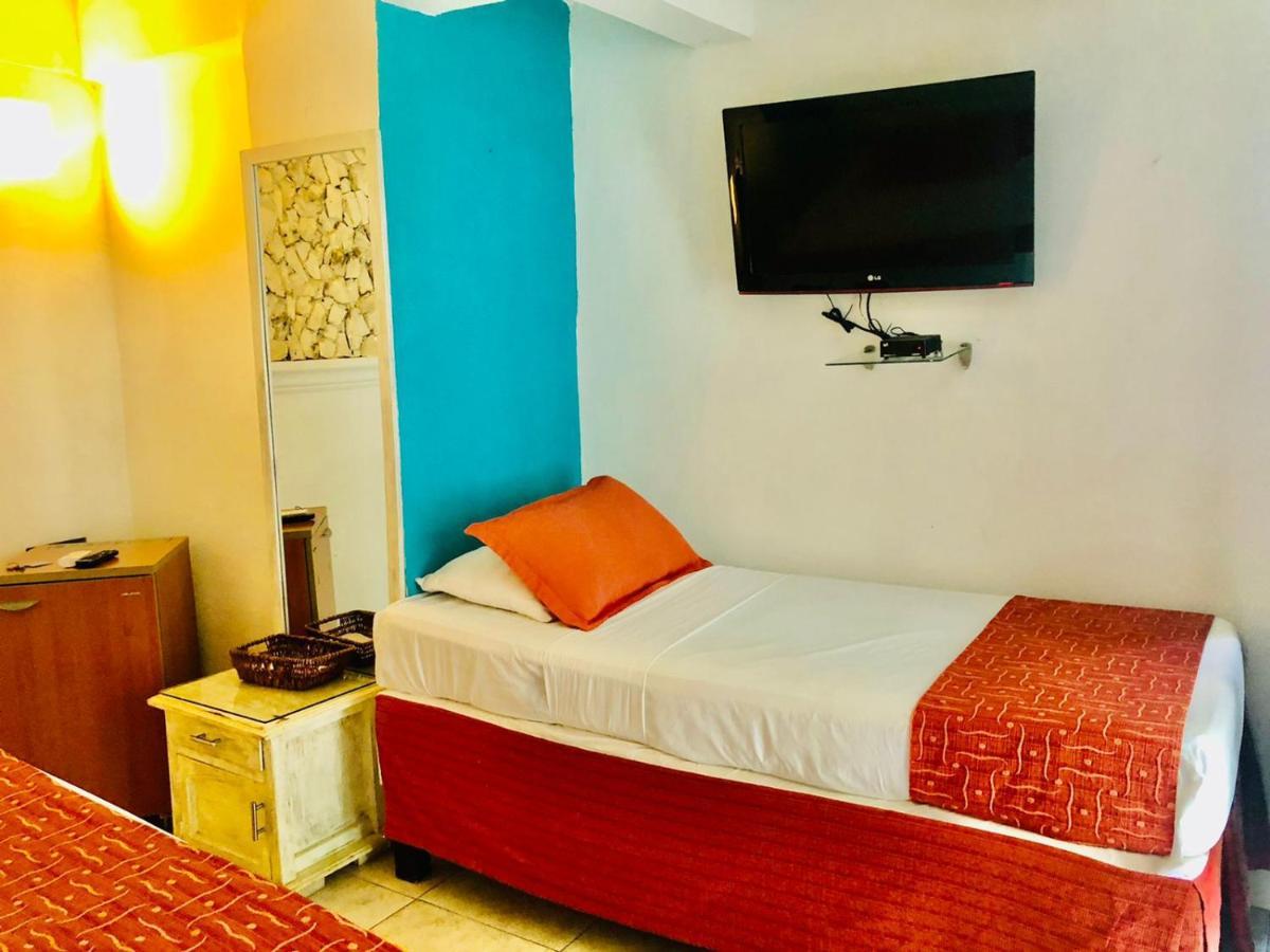 Antigua Calle Almudena Hotel Cartagena المظهر الخارجي الصورة